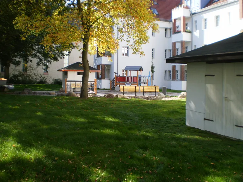 Helle 3,5-Zimmer-Wohnung in Blumenviertel von Berlin-Steglitz — photo 1